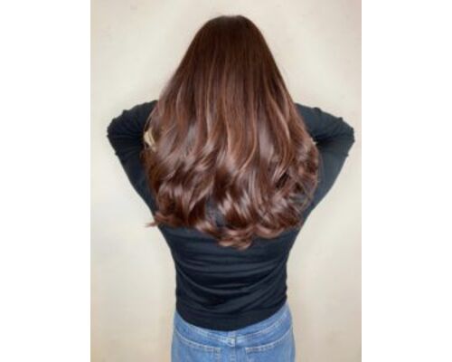B101355490-225x300